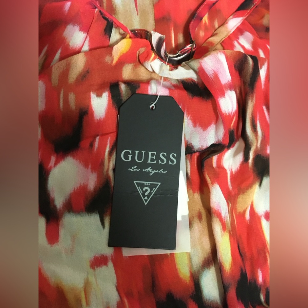 🆕GUESS - M - NWT - RED MULTI CHIFFON HIGH-LO / MAXI DRESS - Picture 2 of 16